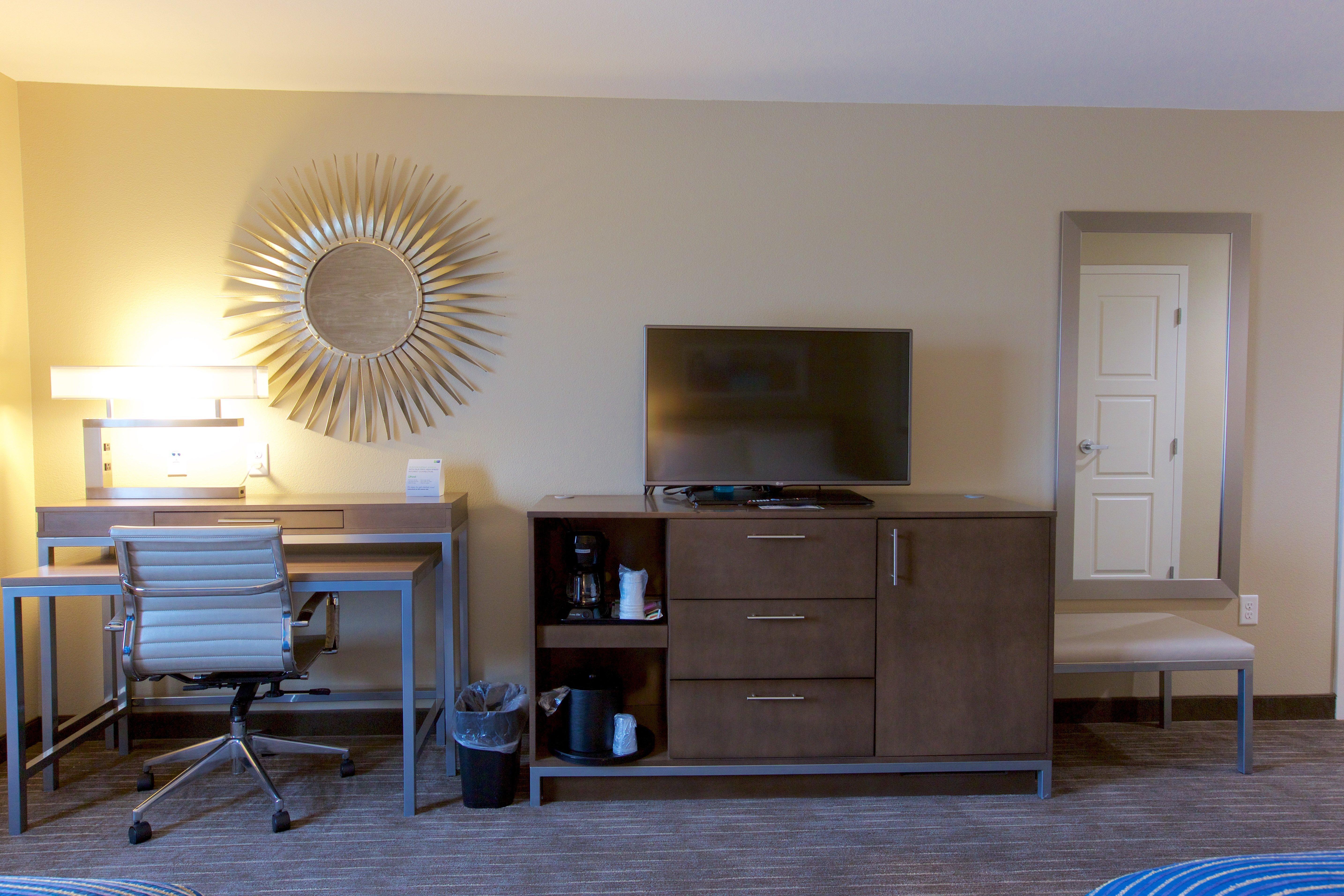Holiday Inn Express Fargo Sw I94 Medical Center, An Ihg Hotel Esterno foto