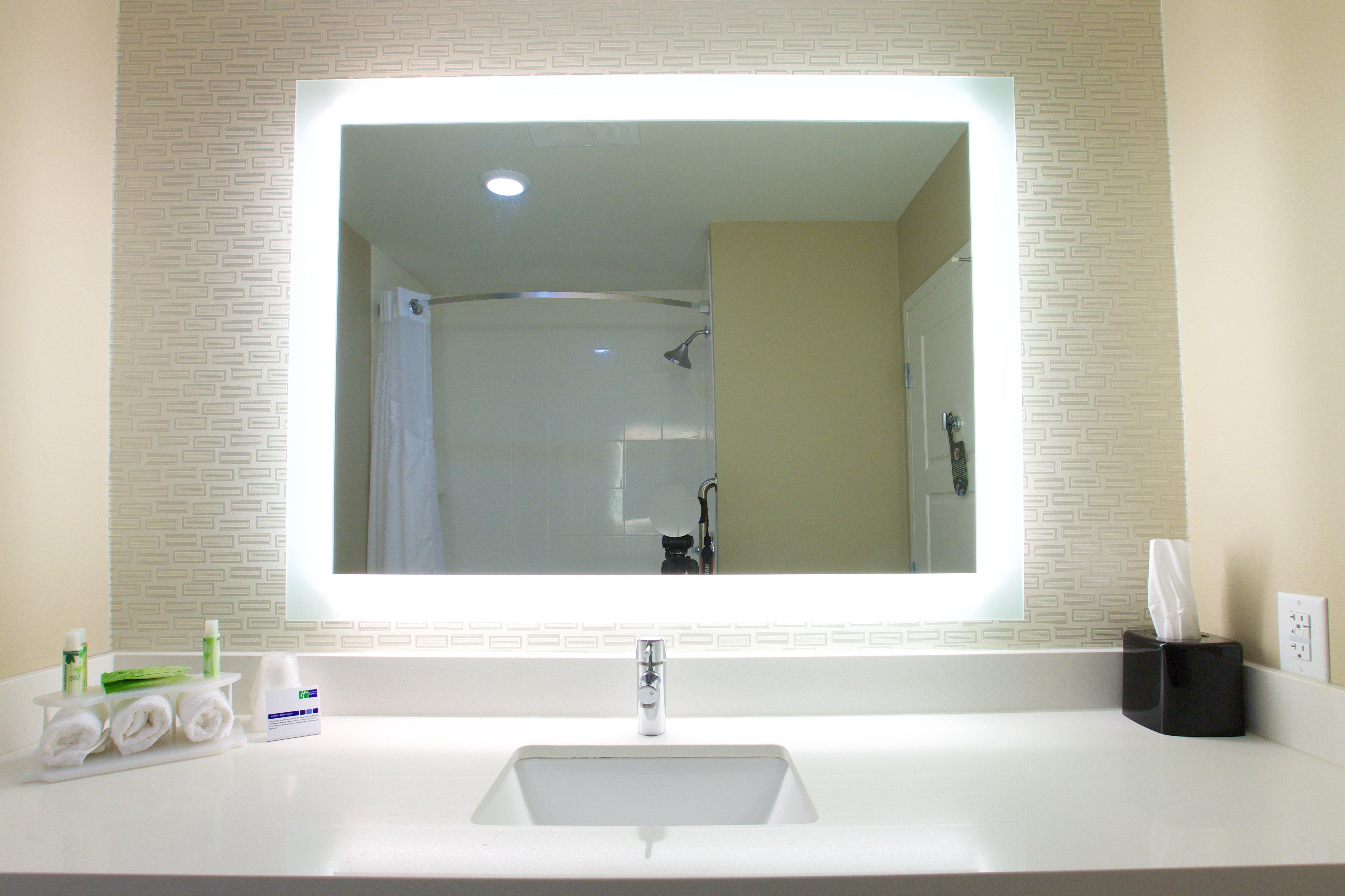 Holiday Inn Express Fargo Sw I94 Medical Center, An Ihg Hotel Esterno foto