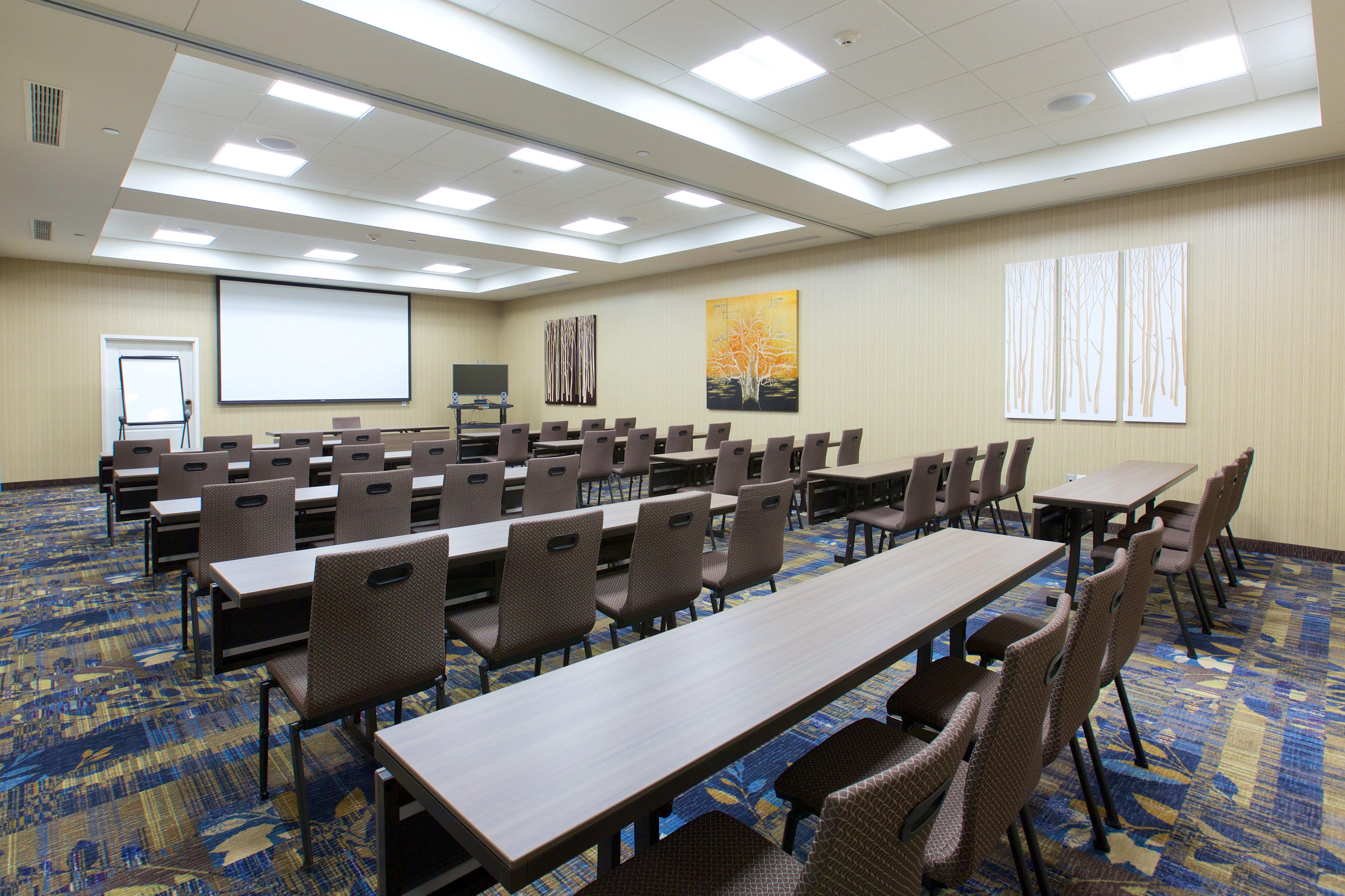 Holiday Inn Express Fargo Sw I94 Medical Center, An Ihg Hotel Esterno foto