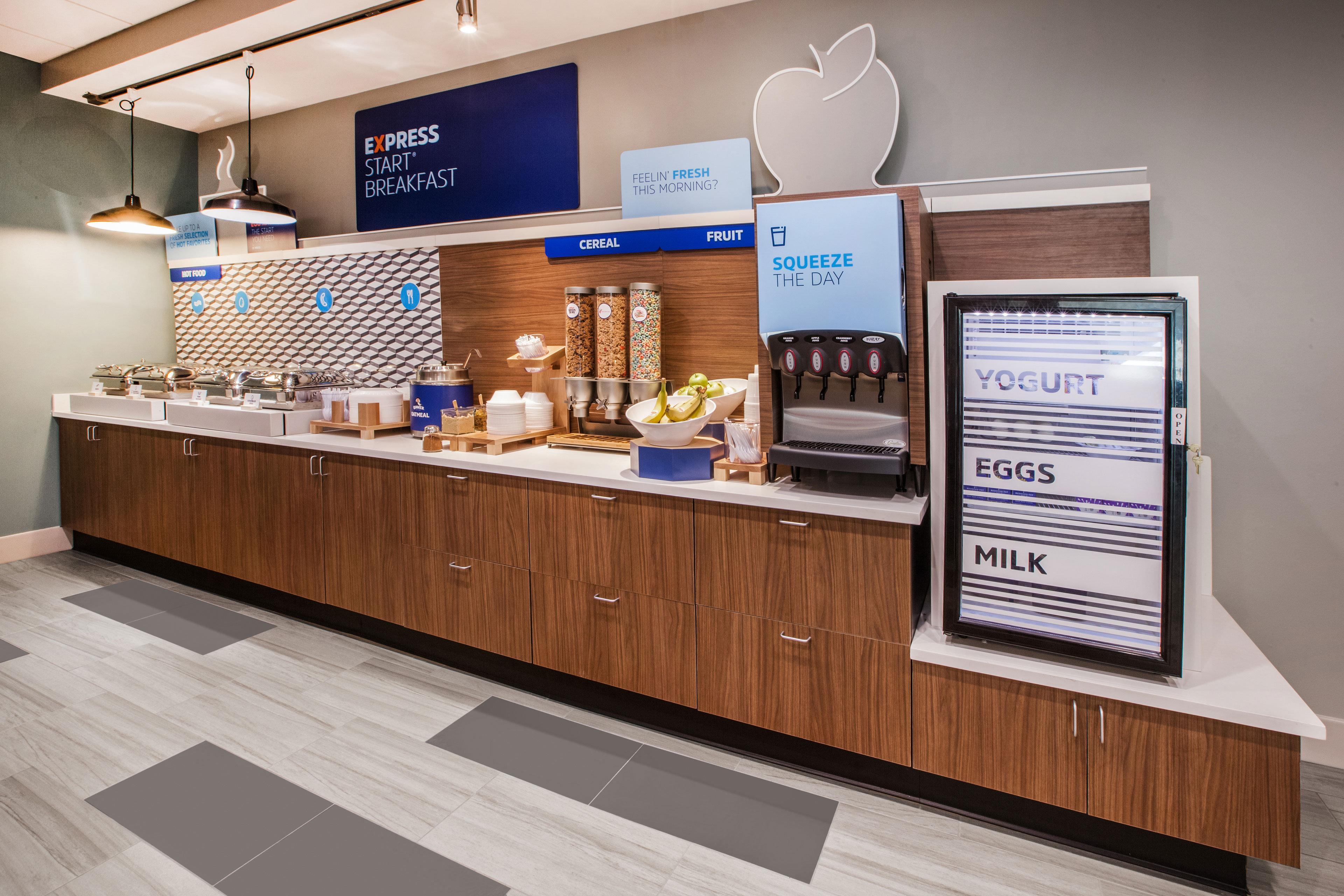 Holiday Inn Express Fargo Sw I94 Medical Center, An Ihg Hotel Esterno foto