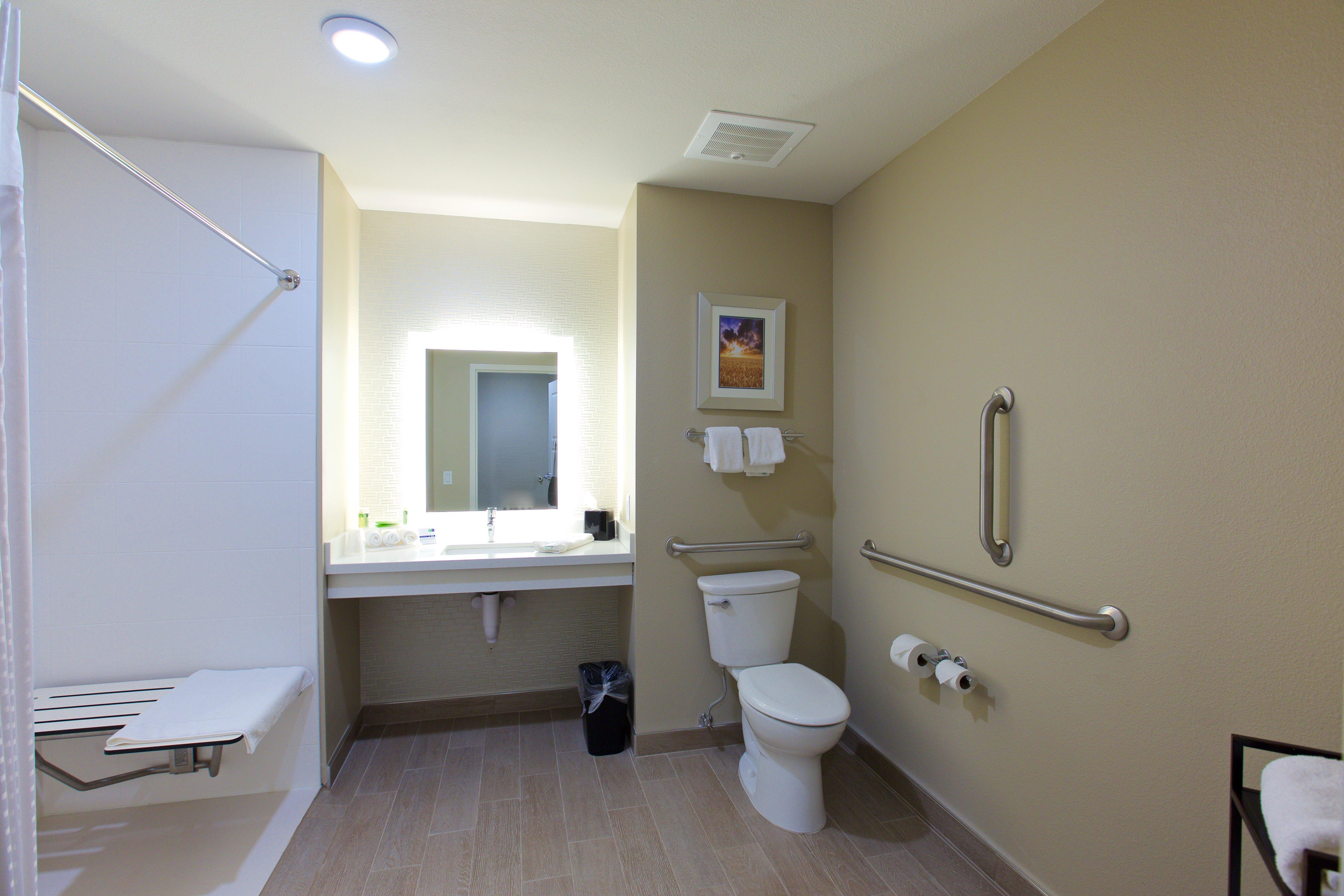 Holiday Inn Express Fargo Sw I94 Medical Center, An Ihg Hotel Esterno foto