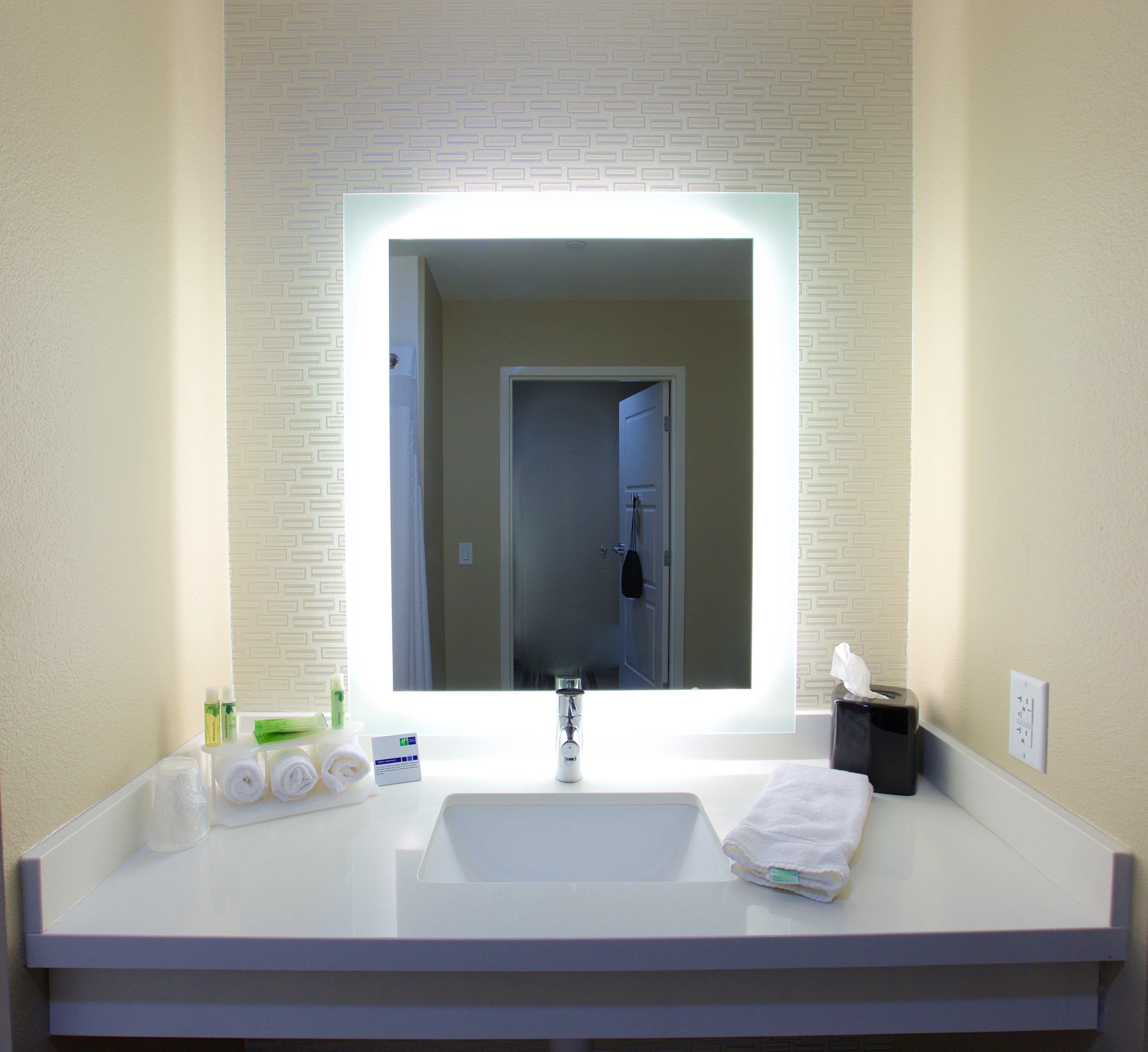 Holiday Inn Express Fargo Sw I94 Medical Center, An Ihg Hotel Esterno foto
