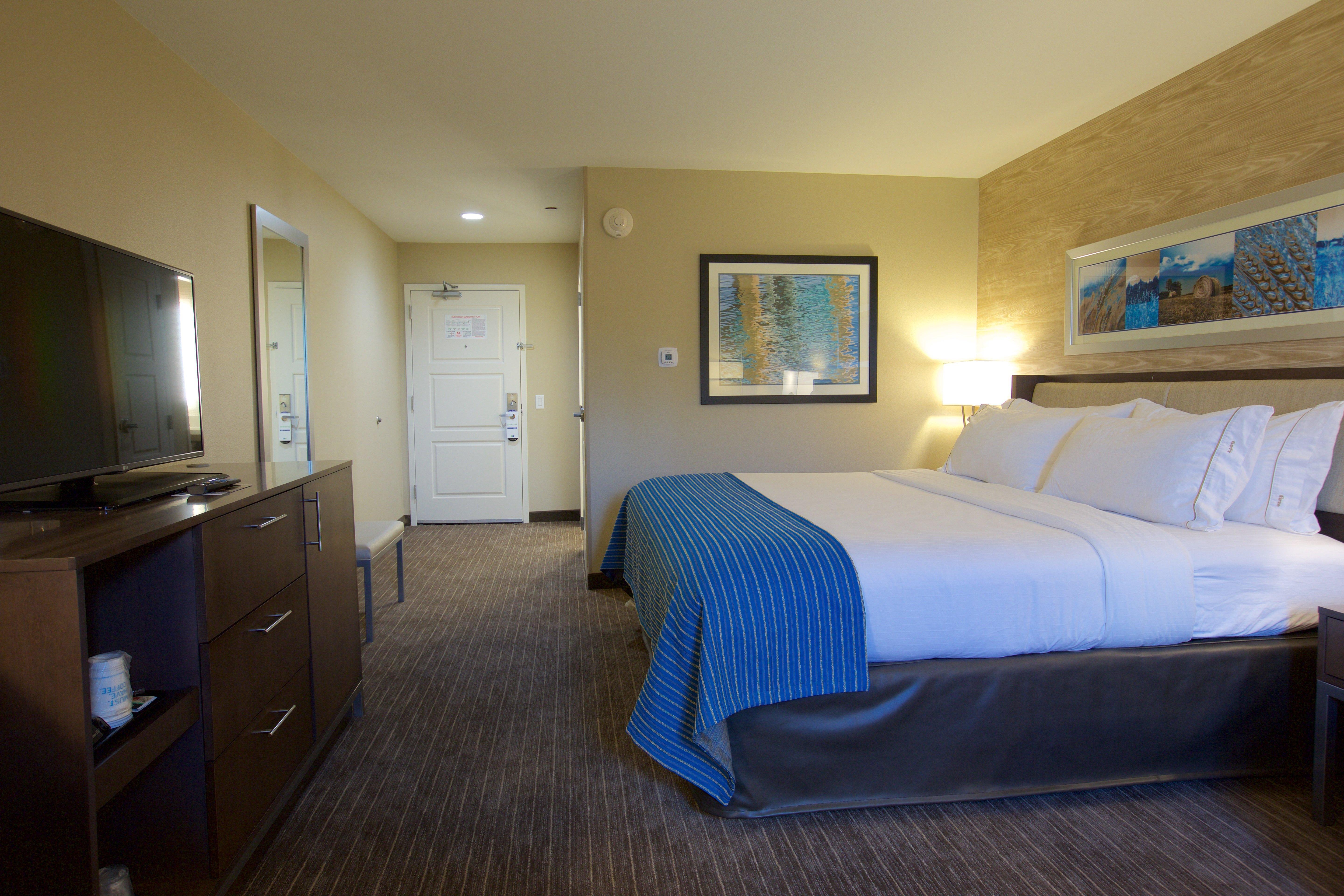 Holiday Inn Express Fargo Sw I94 Medical Center, An Ihg Hotel Esterno foto