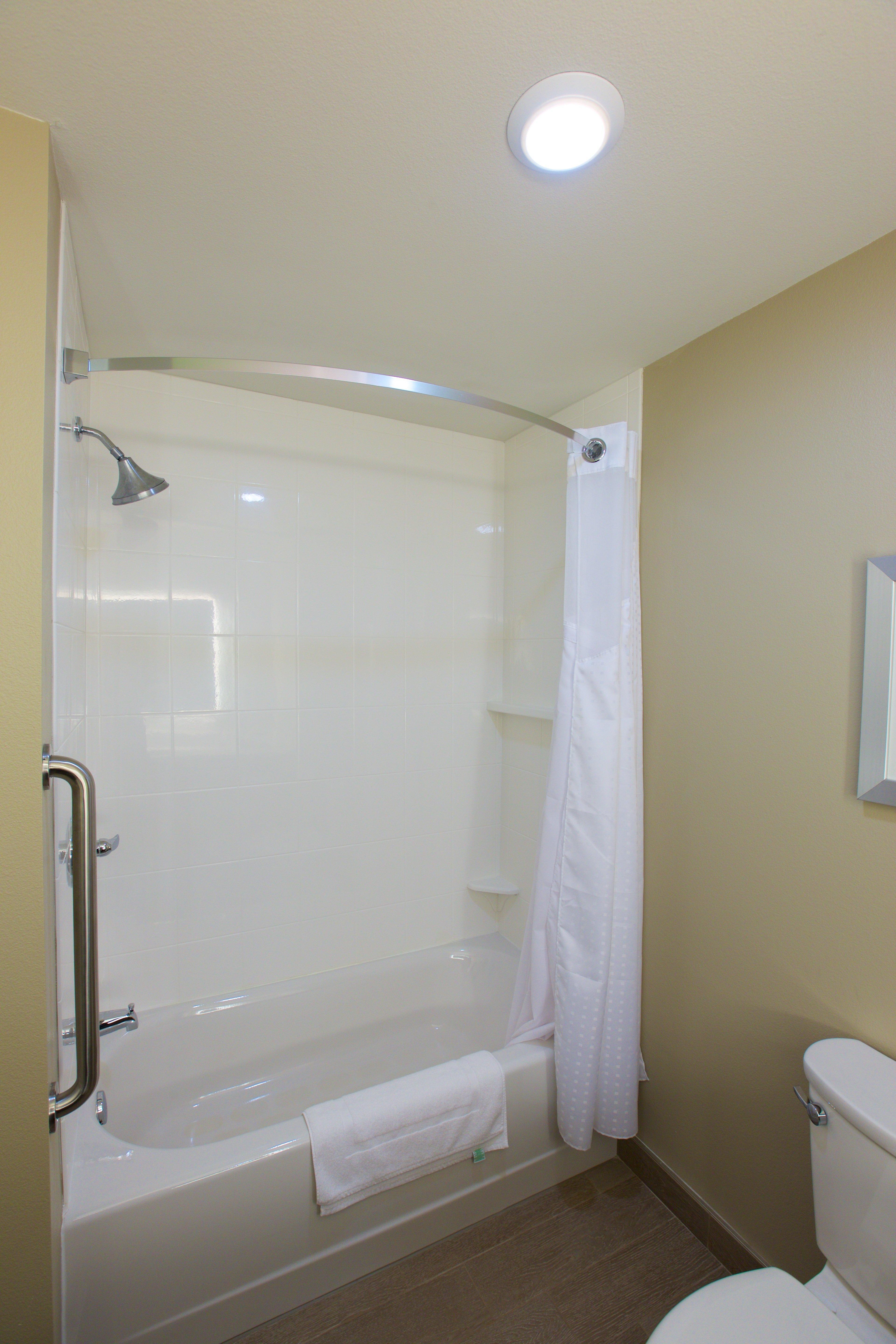 Holiday Inn Express Fargo Sw I94 Medical Center, An Ihg Hotel Esterno foto